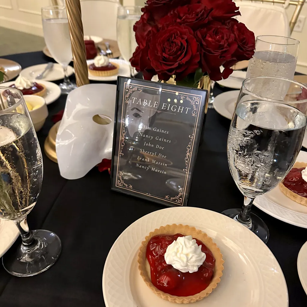 Cascades Verdae Greenville SC | Independent Living Dining 3