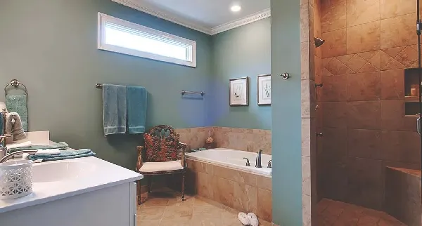 Cascades Verdae Greenville SC | Villa Apartment Interior Bath | 05